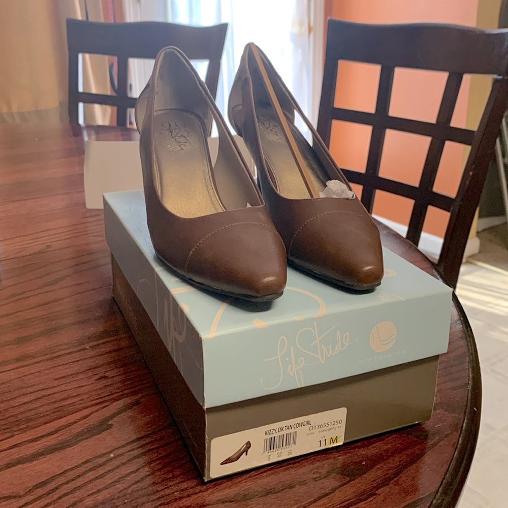 Life Stride, Kizzy, Dk Tan Cowgirl (brown), 11M, pump, low heel, new